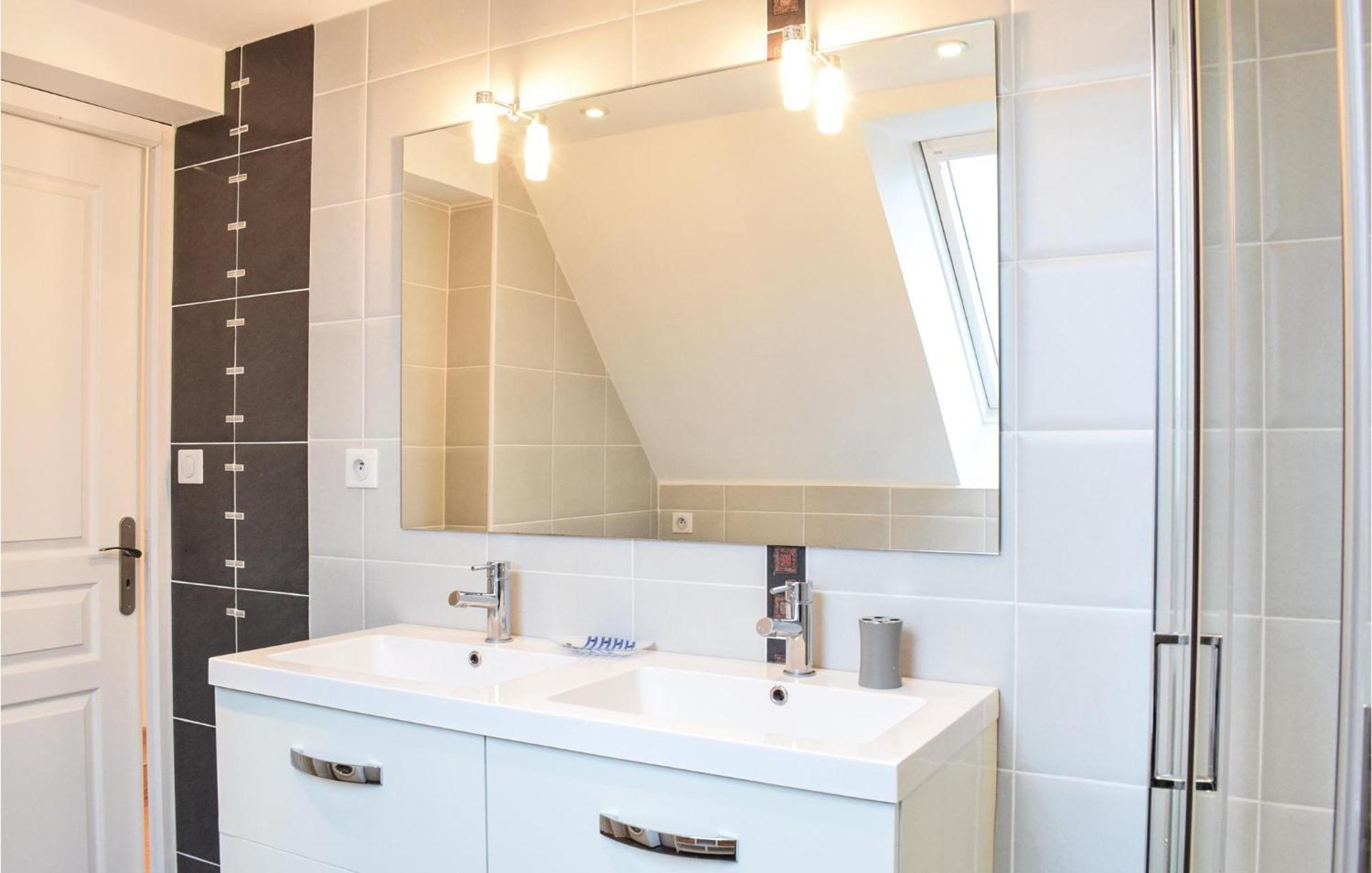 2 Bedroom Amazing Apartment In Ponts Esterno foto